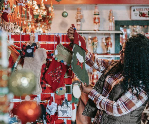 How to get your holiday shopping organized