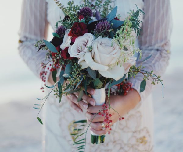10 Beautiful Summer Wedding Bouquet Designs on your Big Day