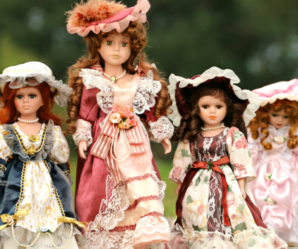 How to Take Care of American Girl Dolls